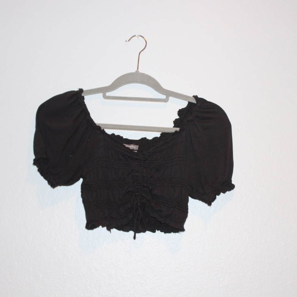 ruffly top!